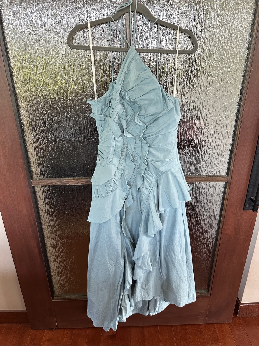 AMUR Ottavia Ruffle Dress
Cumulus Light Blue Ruffle Halter Maxi Dress size 4 - Picture 15 of 17